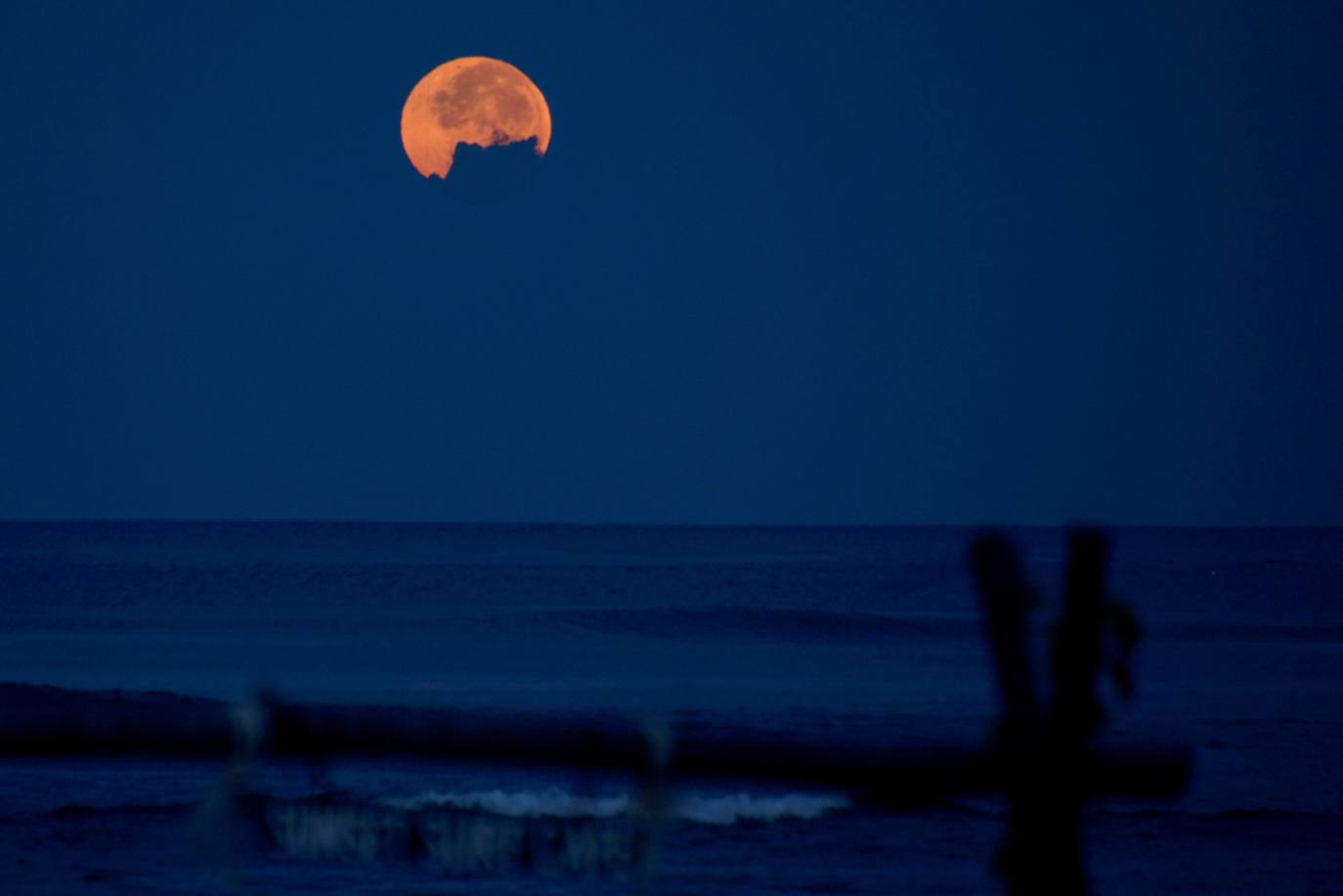 Fotos Las espectaculares imágenes que deja la luna llena en el mundo